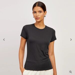 NWT Mott & Bow fitted Crew Marcy Tee